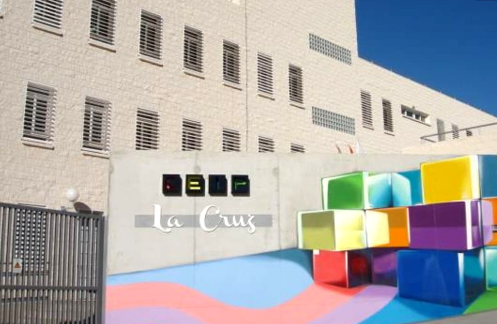 Los centros educativos del Valle del Guadalent�n registran temperaturas de hasta 32,8 �C durante el horario lectivo